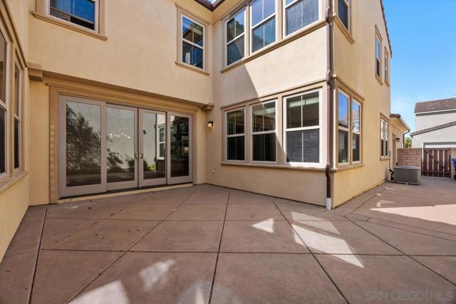 MLS #250037359SD image #21