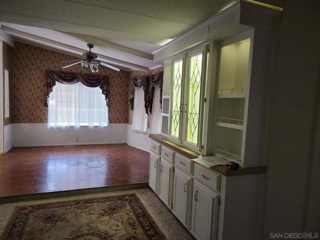 MLS #250037481SD image #11