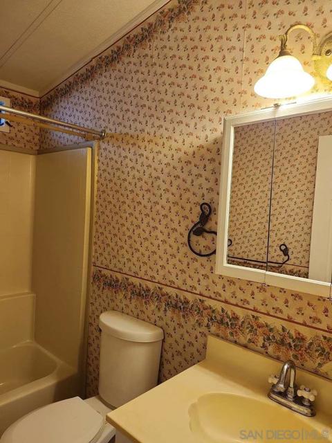 MLS #250037481SD image #22