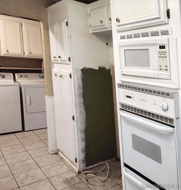 MLS #250037481SD image #9