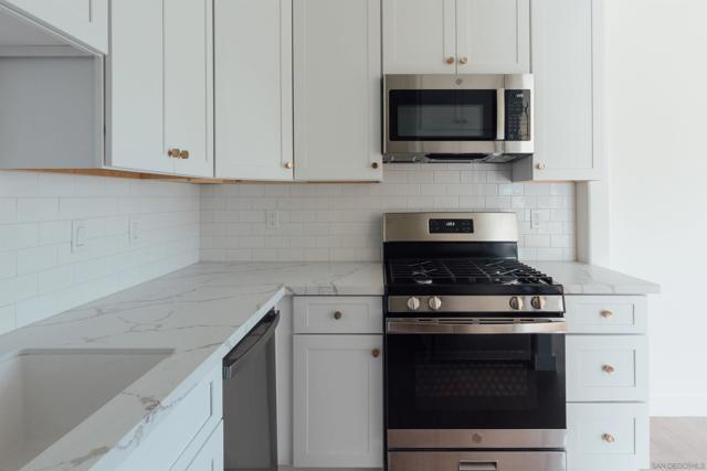 MLS #250037501SD image #14