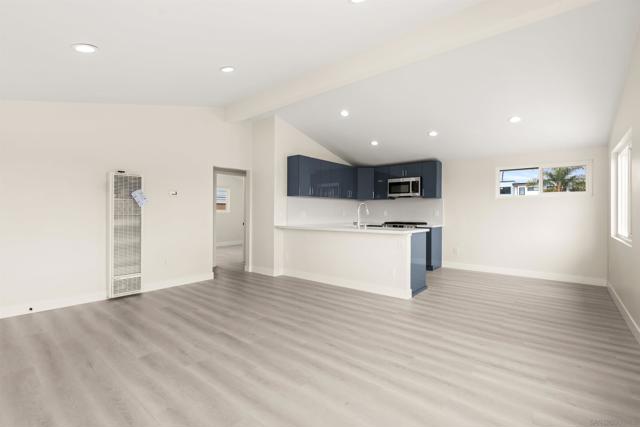 MLS #250037509SD image #10
