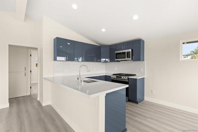 MLS #250037509SD image #11