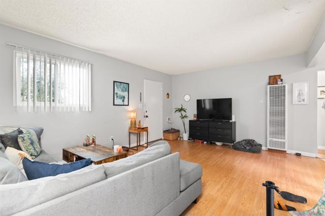 MLS #250037509SD image #22