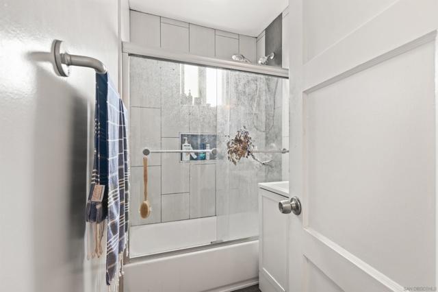 MLS #250037509SD image #37