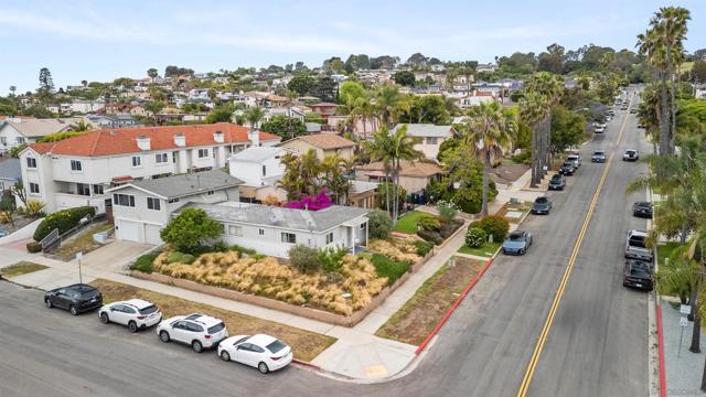 MLS #250037509SD image #4