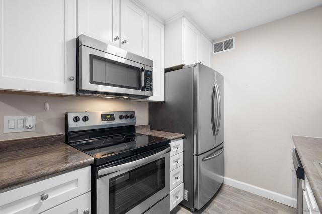 MLS #250037923SD image #15