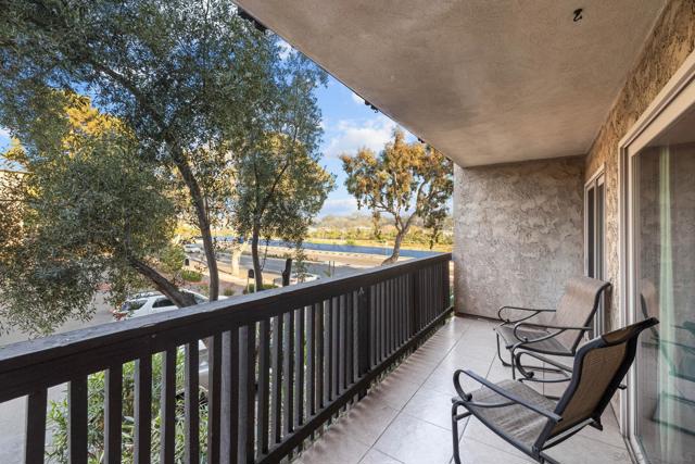 MLS #250037923SD image #18