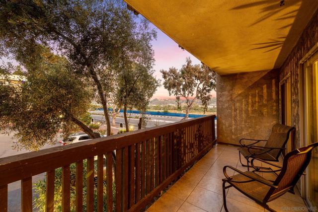 MLS #250037923SD image #4