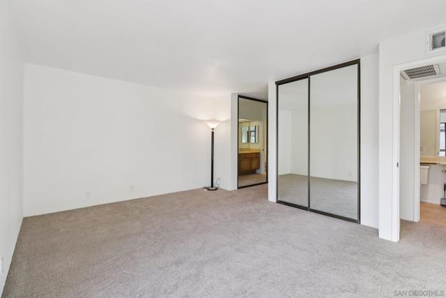 MLS #250037983SD image #17