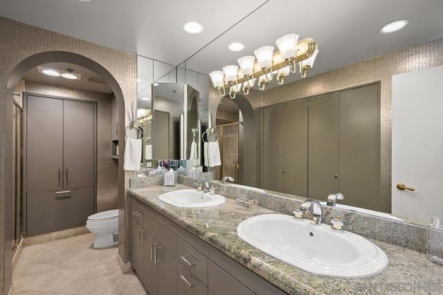 MLS #250038031SD image #33