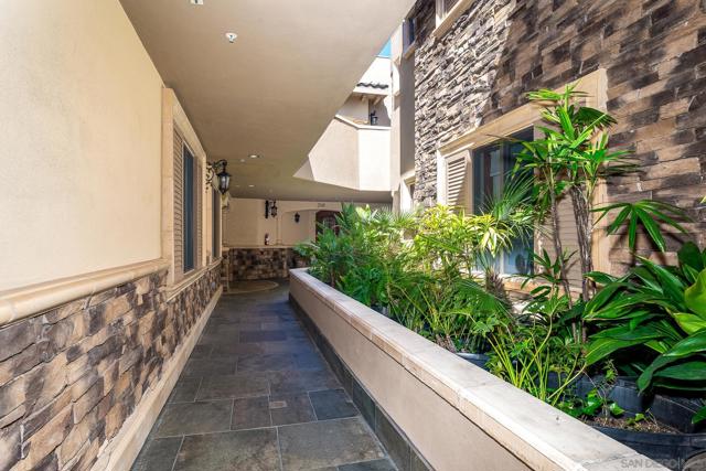 MLS #250038193SD image #2