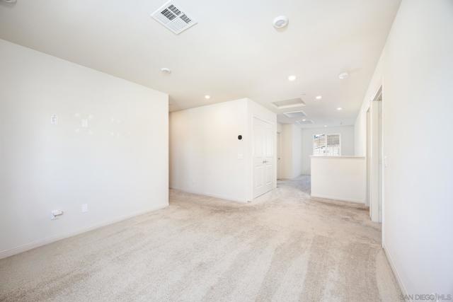 MLS #250038224SD image #17