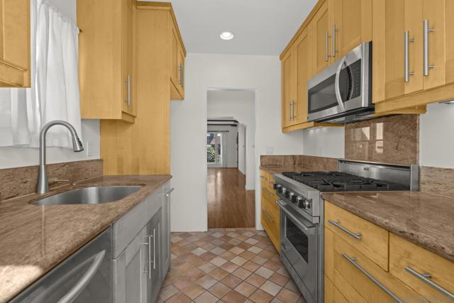 MLS #250038442SD image #13