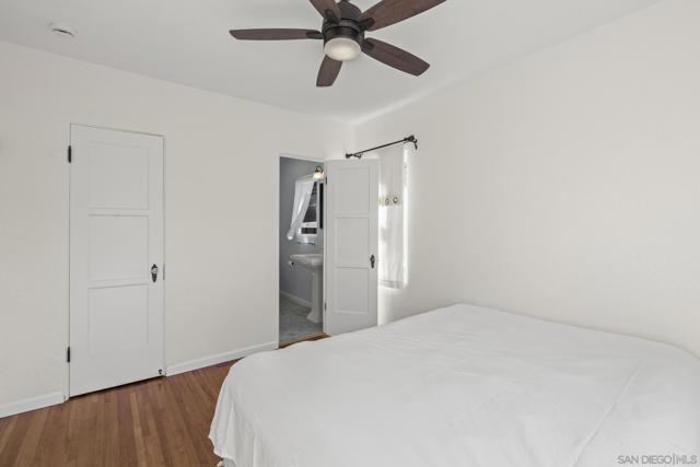 MLS #250038442SD image #20