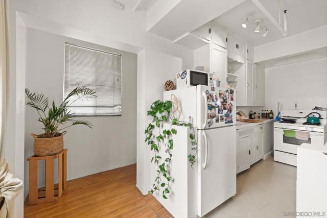 MLS #250038461SD image #24