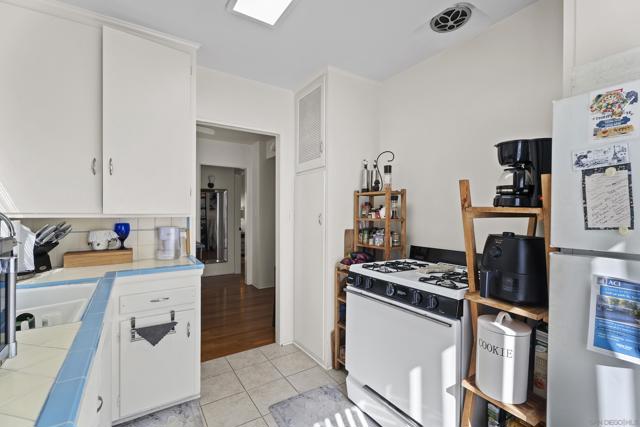 MLS #250038470SD image #16