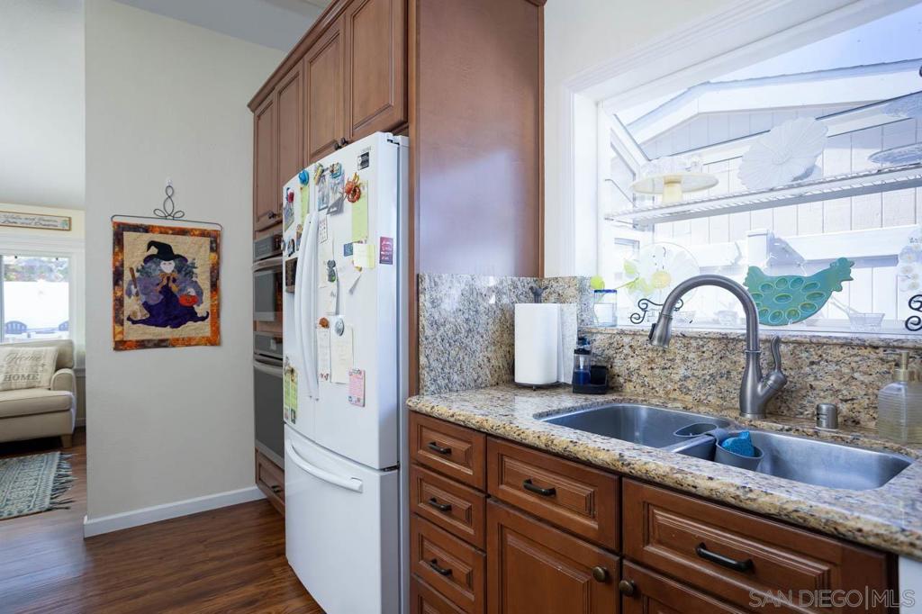 MLS #250038670SD image #13