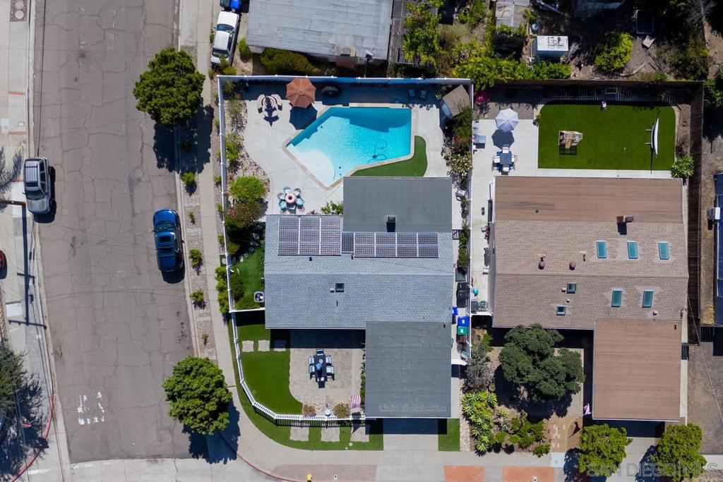 MLS #250038670SD image #32