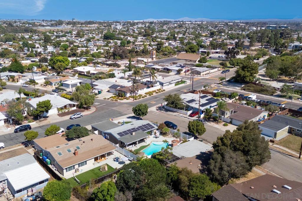 MLS #250038670SD image #34