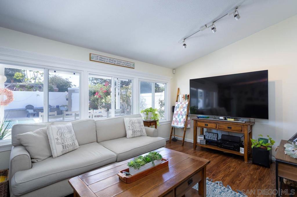 MLS #250038670SD image #7