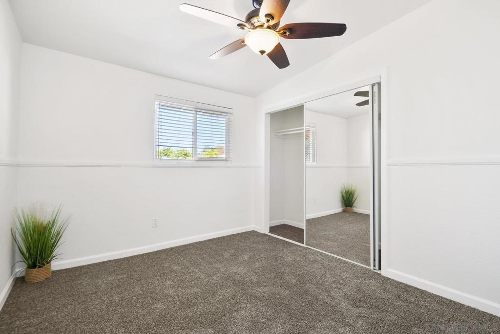 MLS #250038749SD image #18