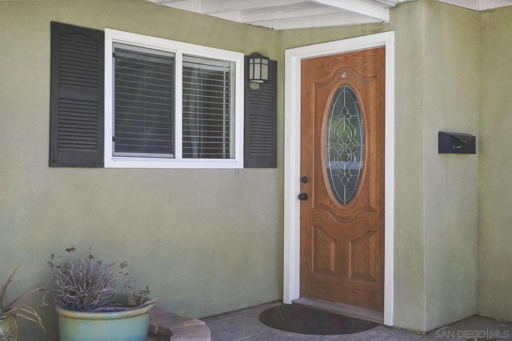 MLS #250038749SD image #3