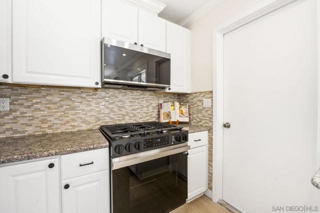 MLS #250038833SD image #13