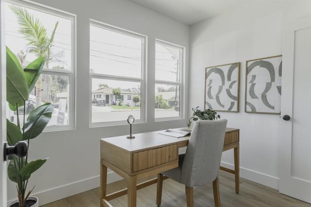 MLS #250038886SD image #16