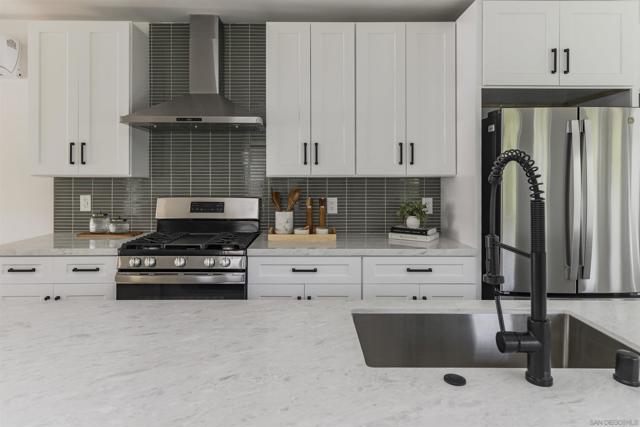 MLS #250038886SD image #8