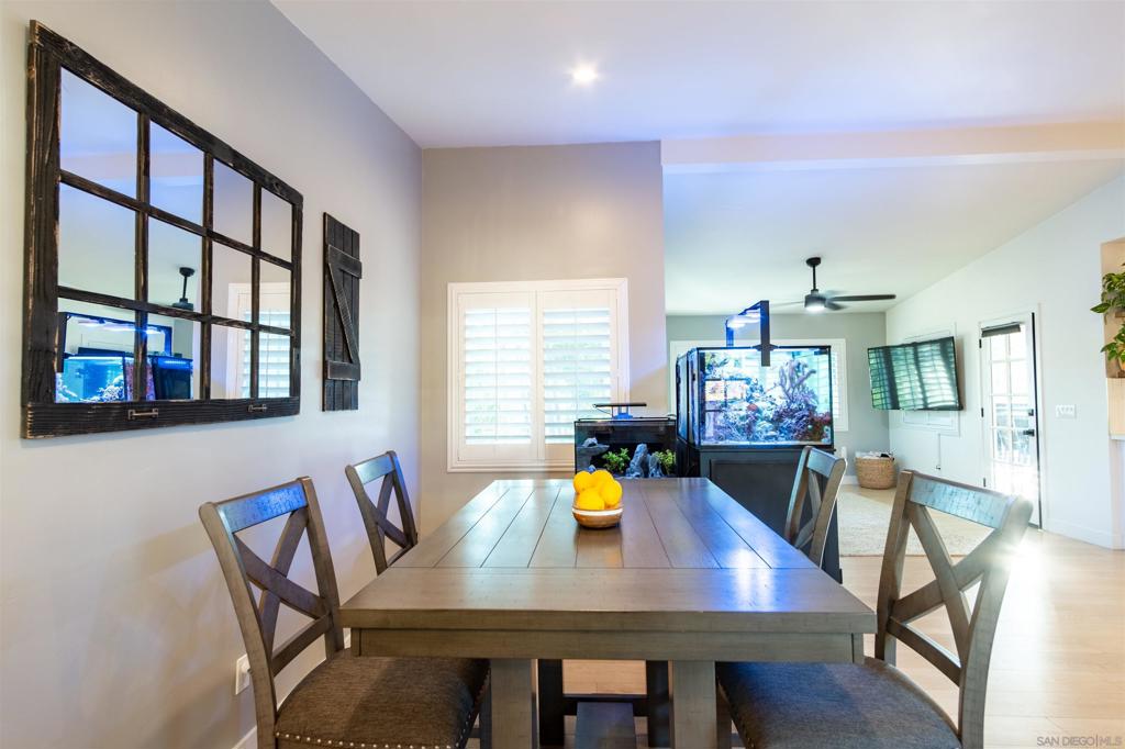 MLS #250038919SD image #16