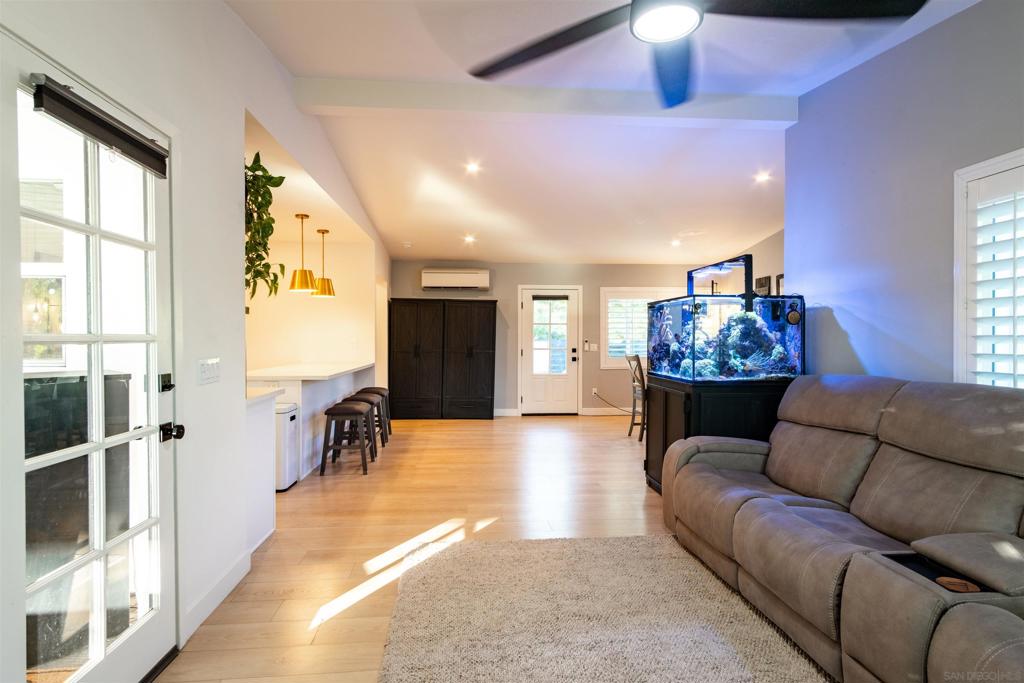 MLS #250038919SD image #21