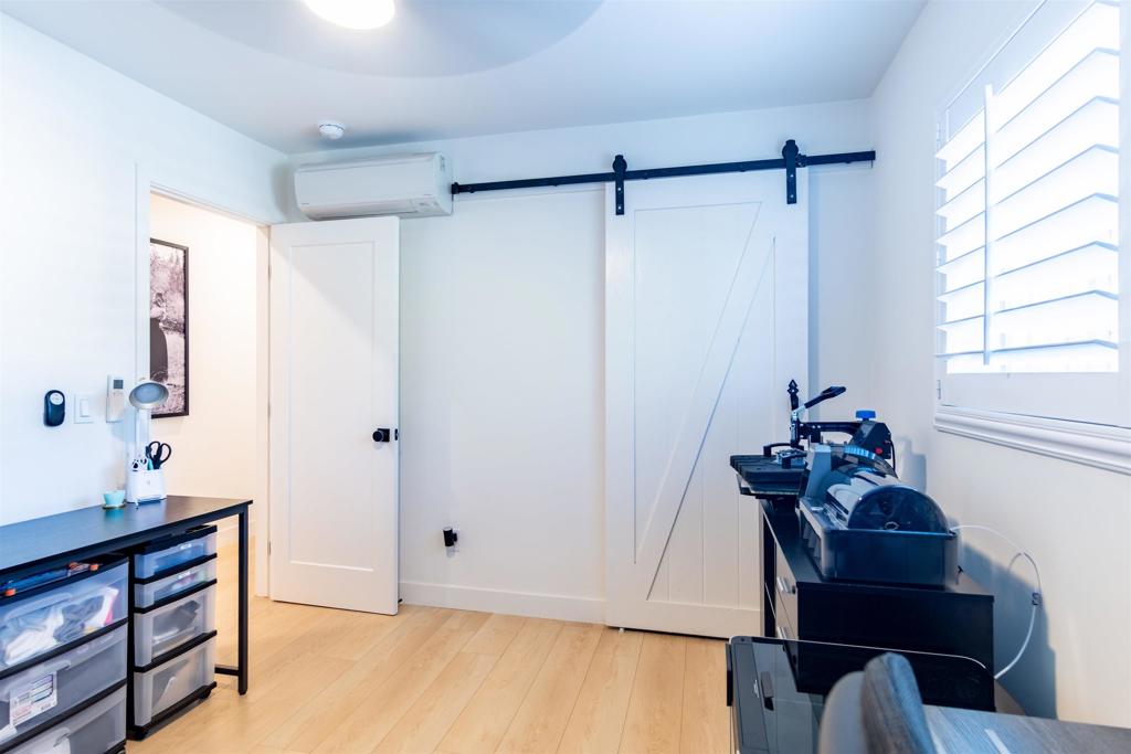 MLS #250038919SD image #32