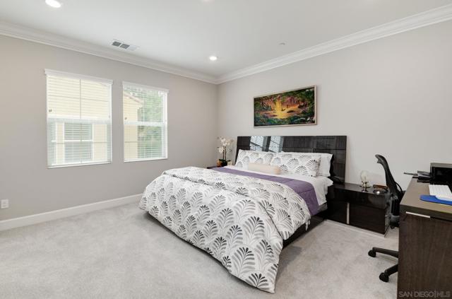 MLS #250038957SD image #14