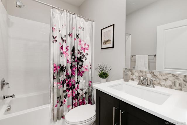 MLS #250038957SD image #20