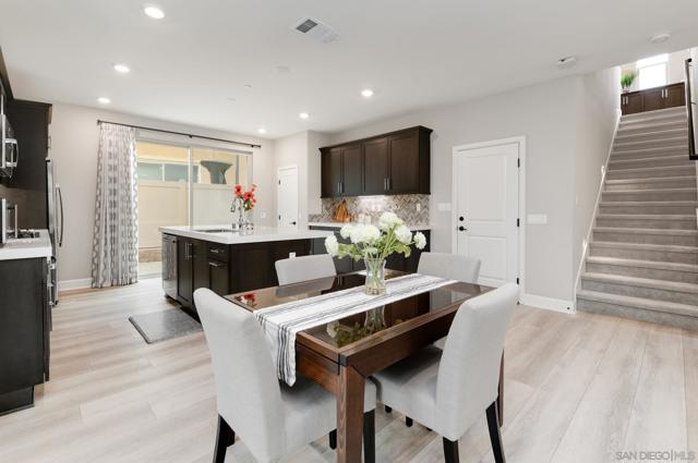 MLS #250038957SD image #5