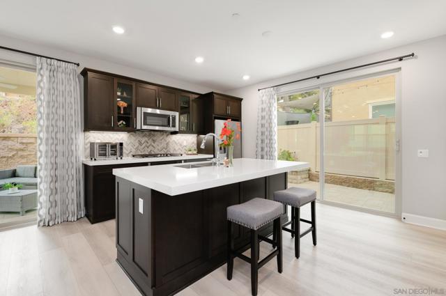 MLS #250038957SD image #6