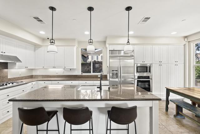 MLS #250039029SD image #15
