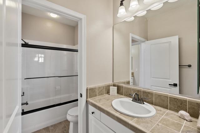 MLS #250039029SD image #36