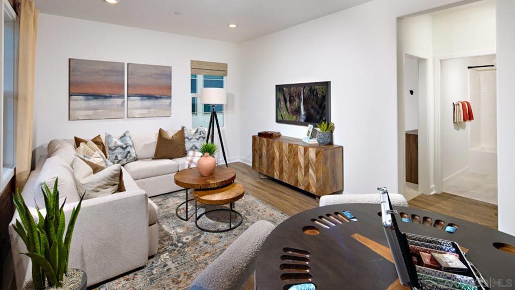 MLS #250039038SD image #8