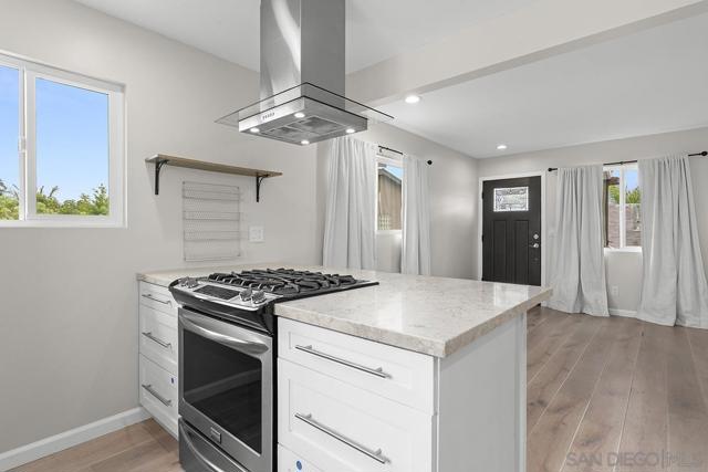 MLS #250039047SD image #14