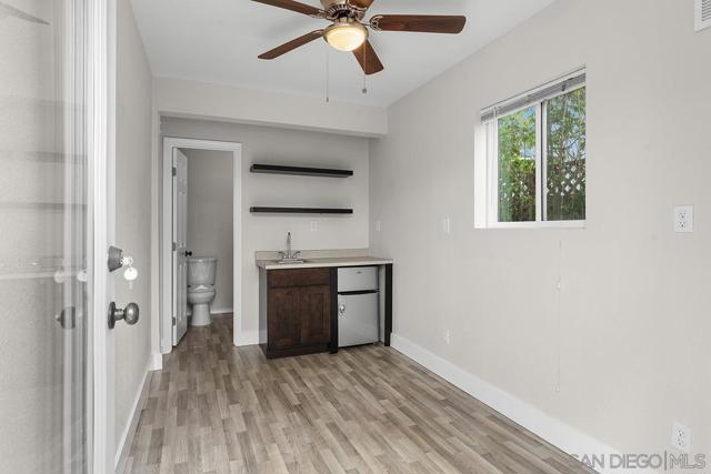 MLS #250039047SD image #27