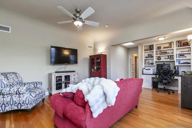 MLS #250039048SD image #36