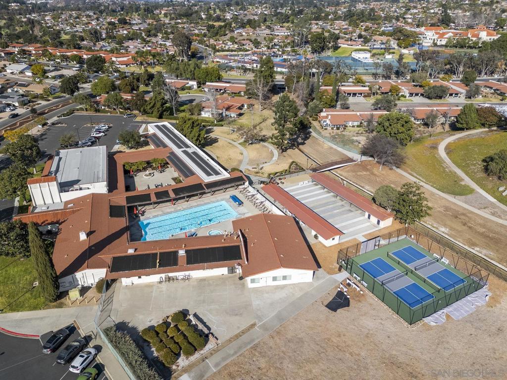 MLS #250039231SD image #30