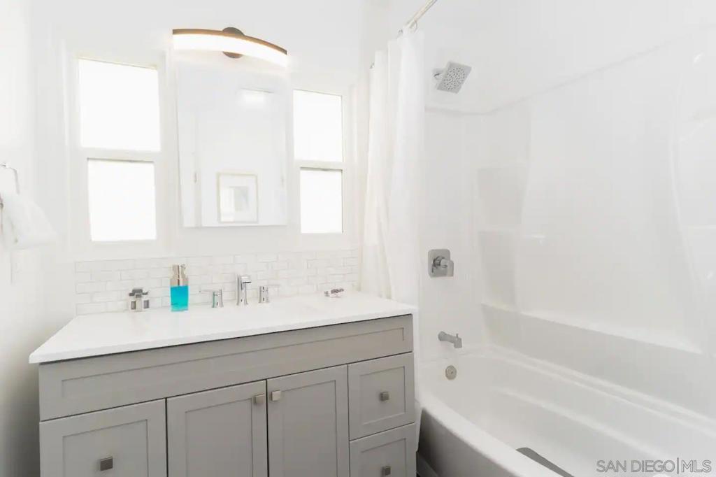 MLS #250039271SD image #13