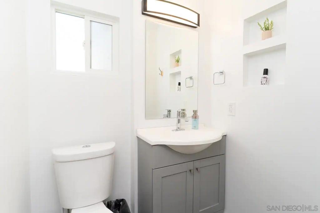 MLS #250039271SD image #14