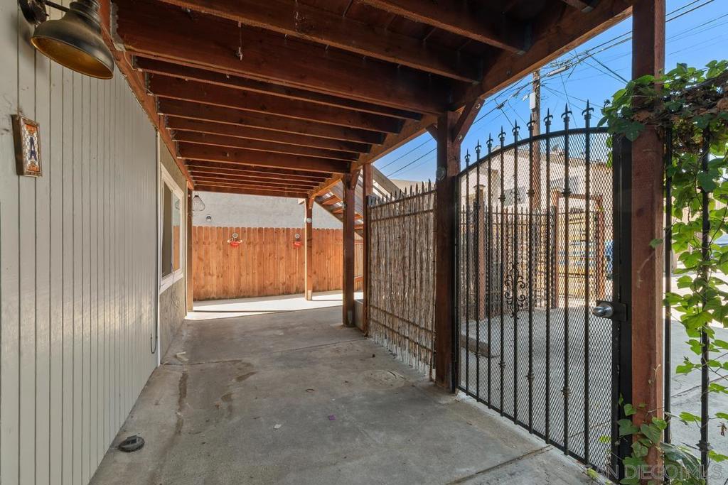 MLS #250039271SD image #29