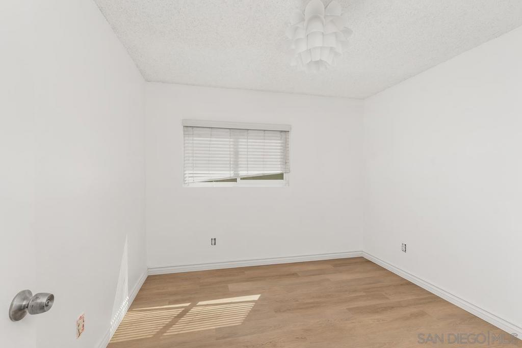 MLS #250039271SD image #32