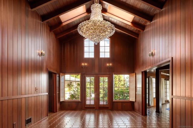 MLS #250039500SD image #11