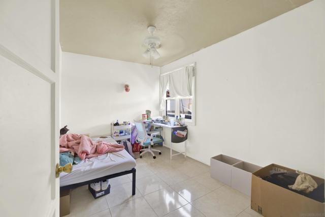 MLS #250039502SD image #25